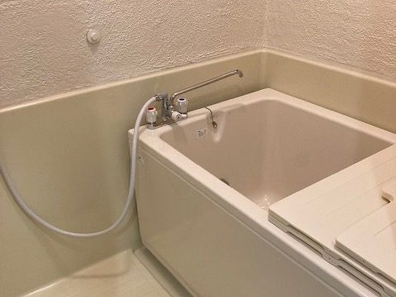 バランス釜から壁掛け給湯器への交換（施工後）